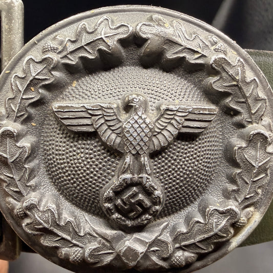 WW2 original artifact – Koppelschloss des Amtsvorstehers der deutschen Forstwirtschaft des 3. Reiches – interior detail