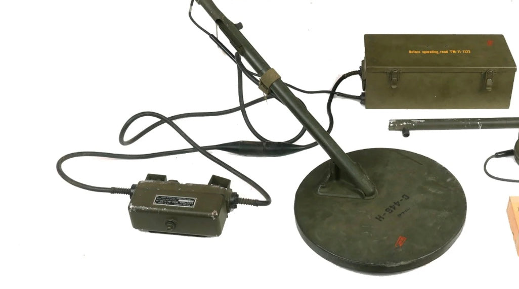 WW2 original artifact – WW2 US Mine Sweeper Control Box BC-1140H – interior page