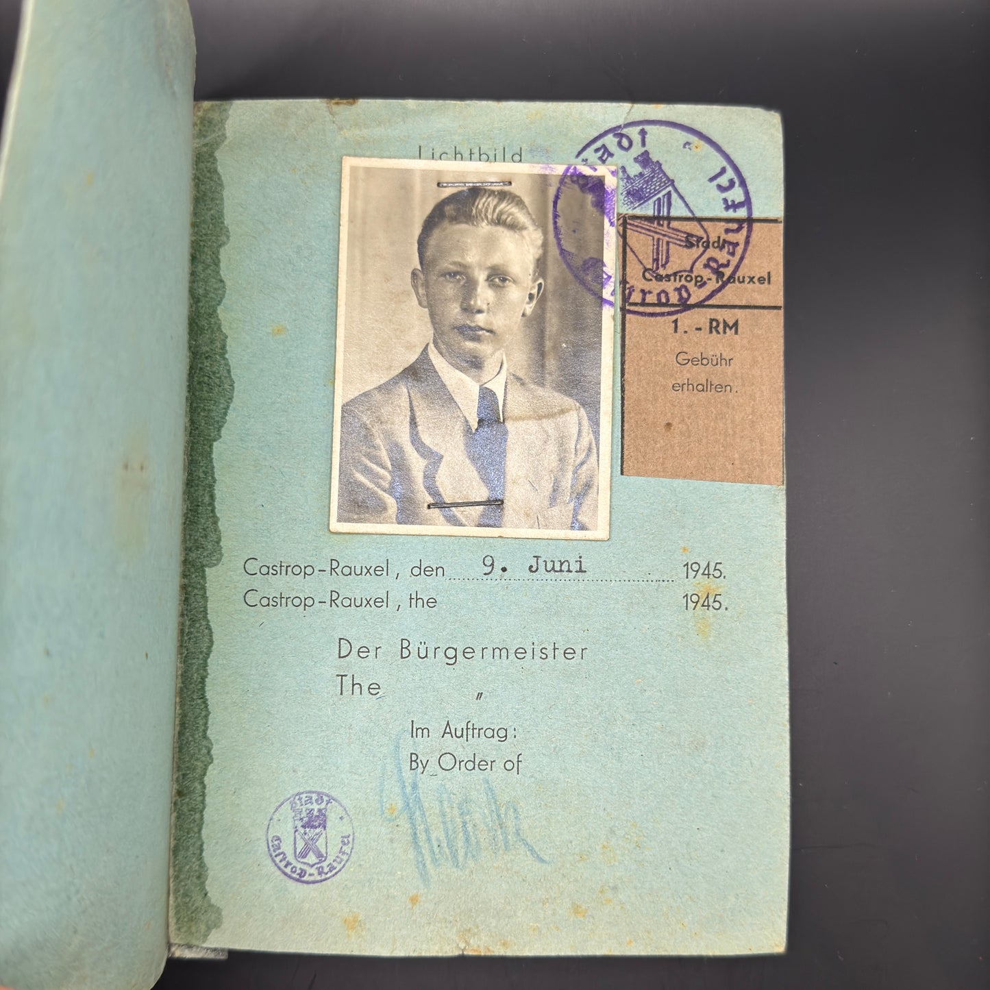 WW2 original artifact – Temporary passport 1945 – interior detail