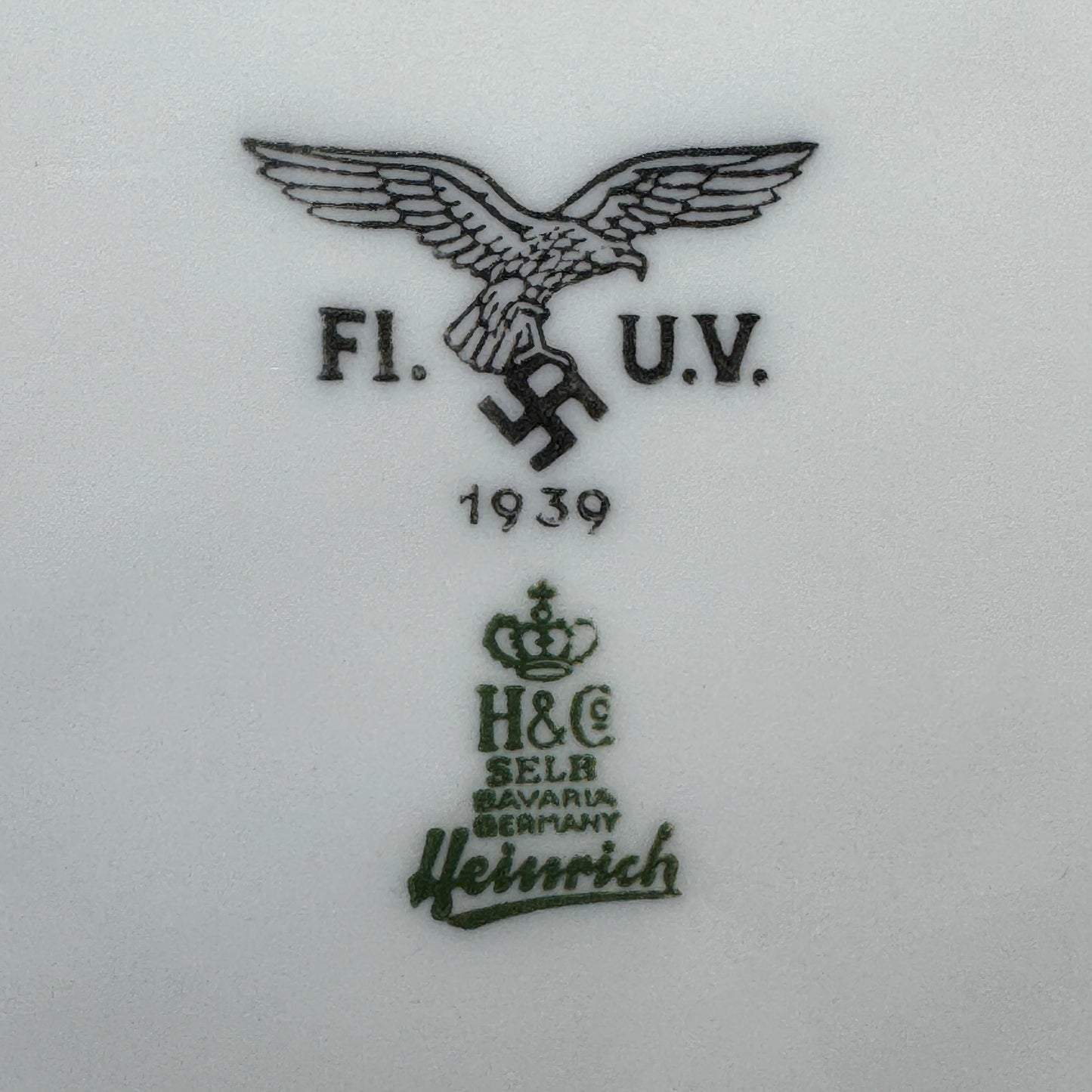 WW2 original artifact – Luftwaffe dinner plate 1939 Heinrich – interior title page