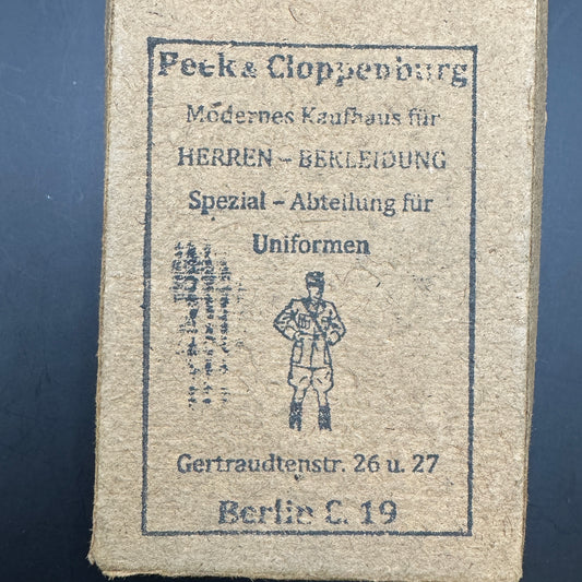 WW2 original artifact – Paper box from Peek & Cloppenburg – interior detail