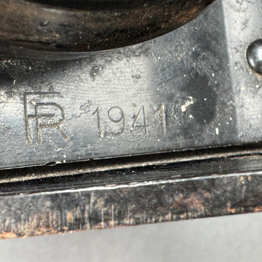 WW2 original artifact – Working German Field Telephone (FF33) 1941 – interior detail