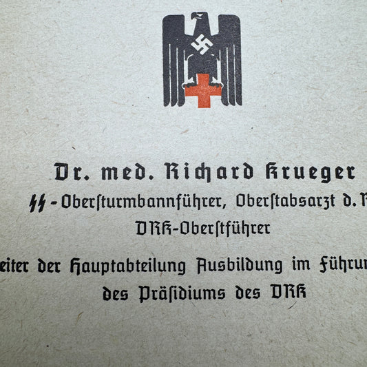 WW2 original artifact – Amtliches Unterricht über Erste Hilfe 1939 – interior detail
