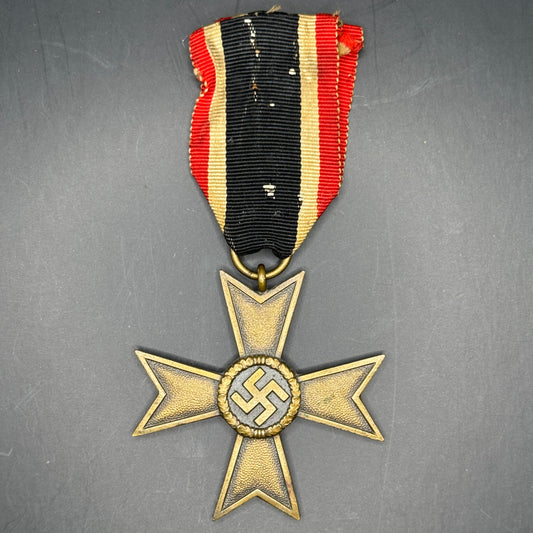 WW2 original artifact – Kriegsverdienstkreuz with ribbon – interior detail