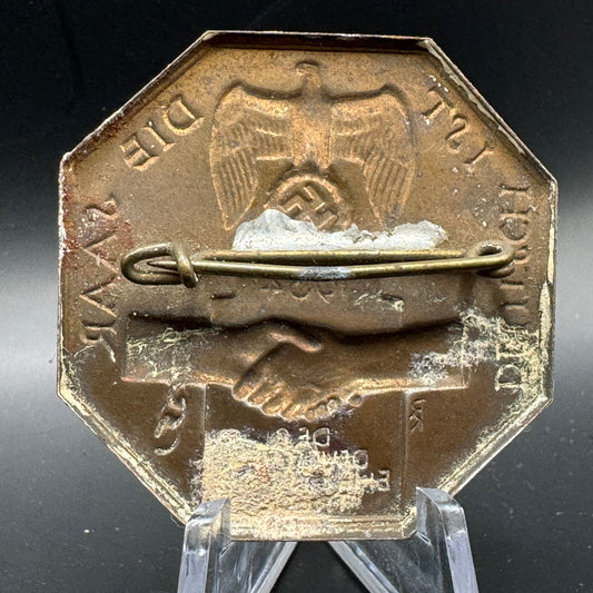 WW2 original artifact – Deutsch ist die Saar 1934 – interior detail