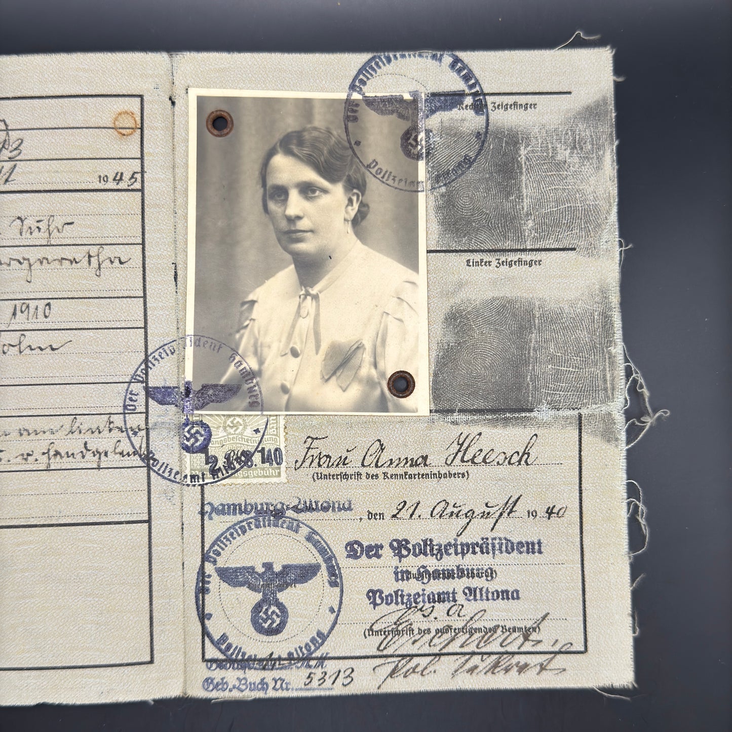 WW2 original artifact – Kennkarte 1940 – interior title page