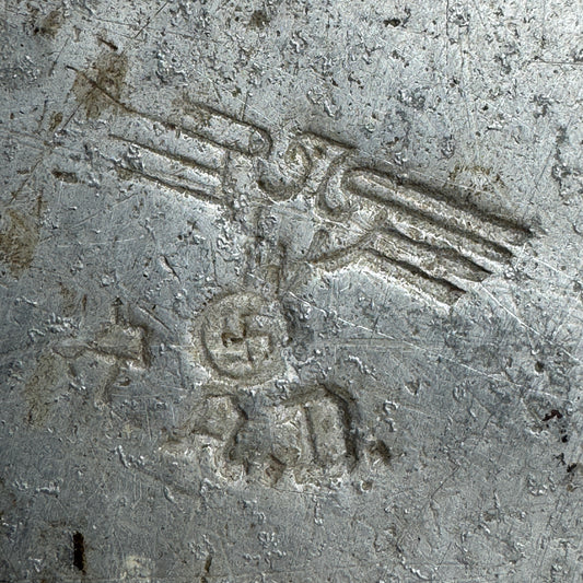 WW2 original artifact – Reichsarbeitsdienst wash bowl – interior detail