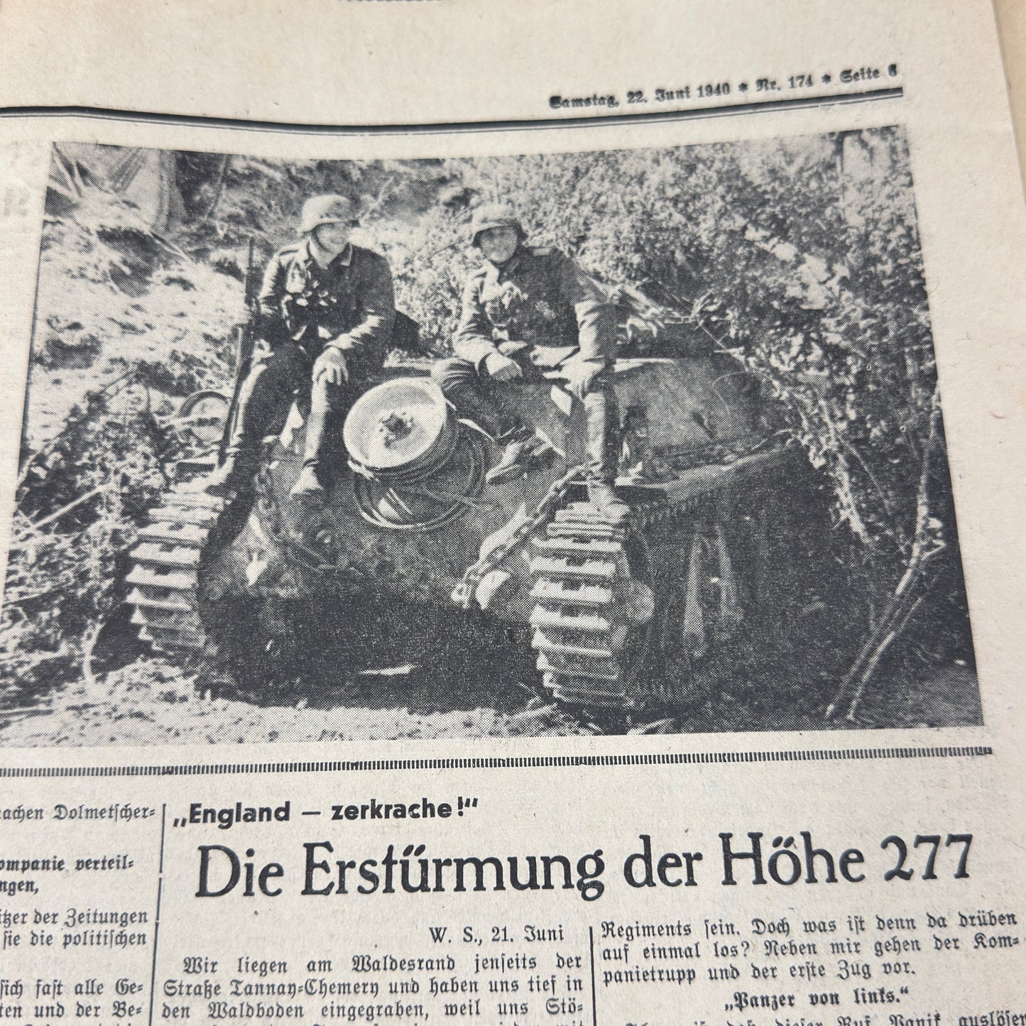 WW2 original artifact – Völkischer Beobachter June 22 1940 – interior page