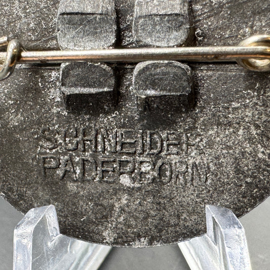 WW2 original artifact – Tag der Arbeit 1939 Schneider – interior detail