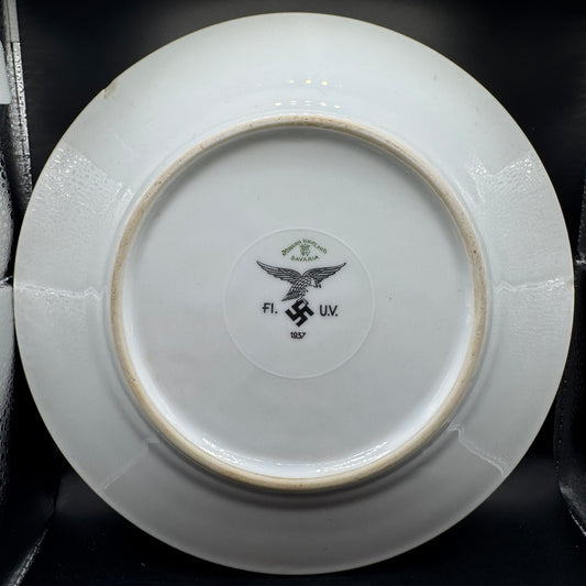 WW2 original artifact – Luftwaffe dinner plate 1937 Johann Haviland – interior detail