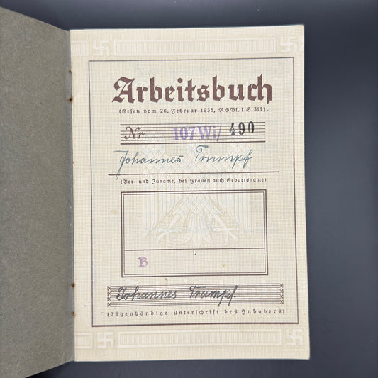 WW2 original artifact – Arbeitsbuch aus Emden – interior detail