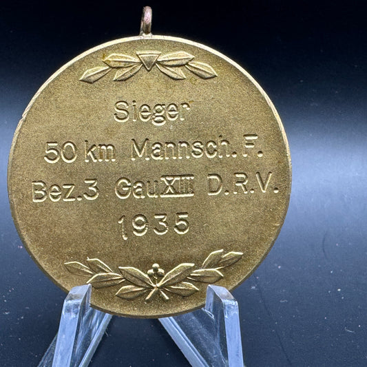 WW2 original artifact – Deutsche Radfahrer Verband (DRV) Gold medal – interior detail
