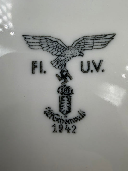 Base marking Luftwaffe Fl.U.V. dated 1942