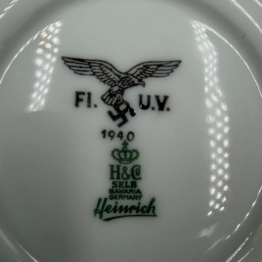WW2 original artifact – WW2 Luftwaffe Porcelain Serving Tureen – Heinrich & Co, Selb Bavaria – 1940 – Mint Condition – interior detail