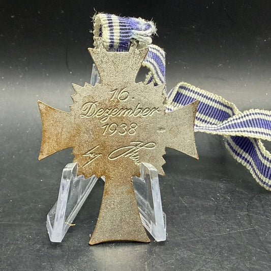 Reverse of WWII German Mother’s Cross dated 16 December 1938