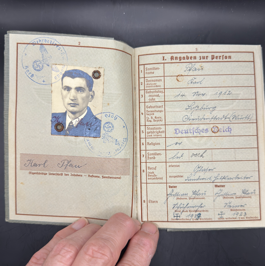 WW2 original artifact – Wehrpass from Organisation Todt – interior detail