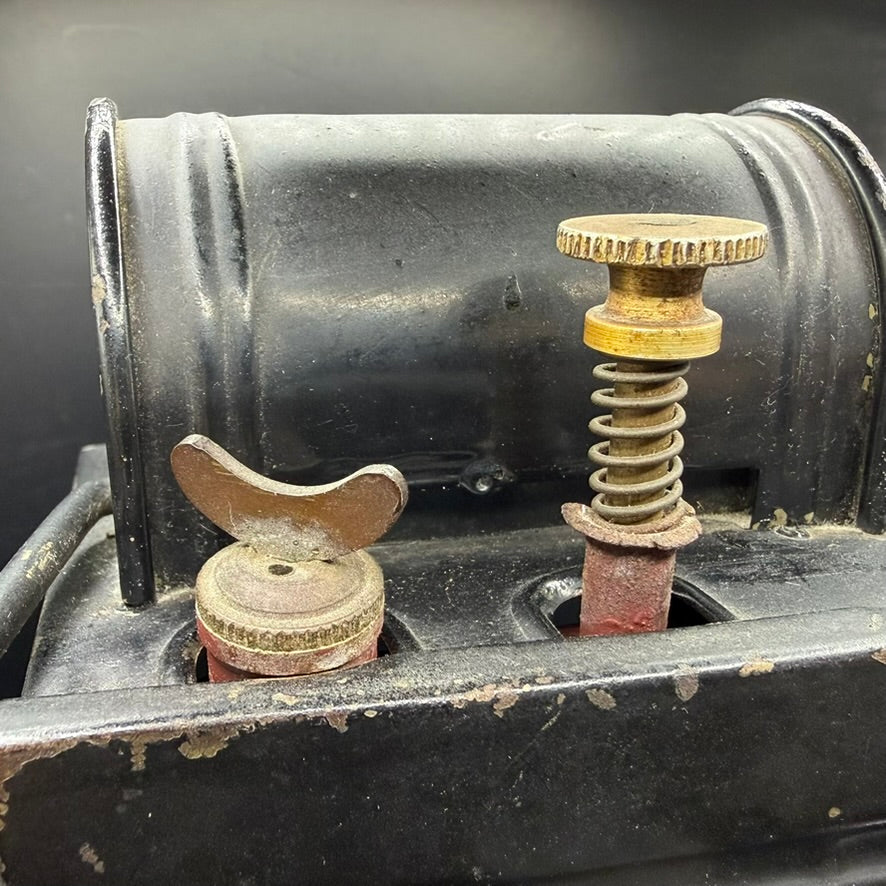Interior controls and burner mechanism of WWII German Reichsbahn signal lantern