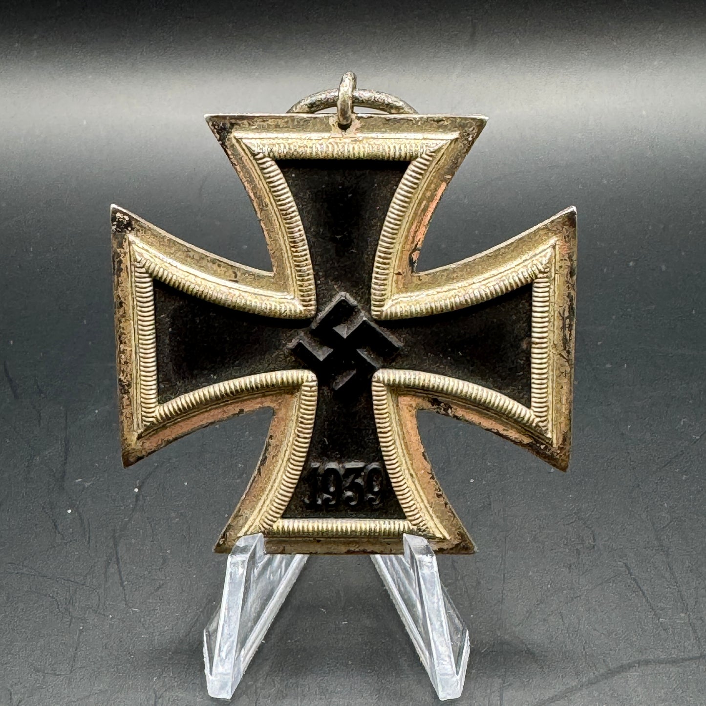 WW2 original artifact – Eiserne Kreuz 2 52 Gottlieb& Wagner – AxisArtifacts