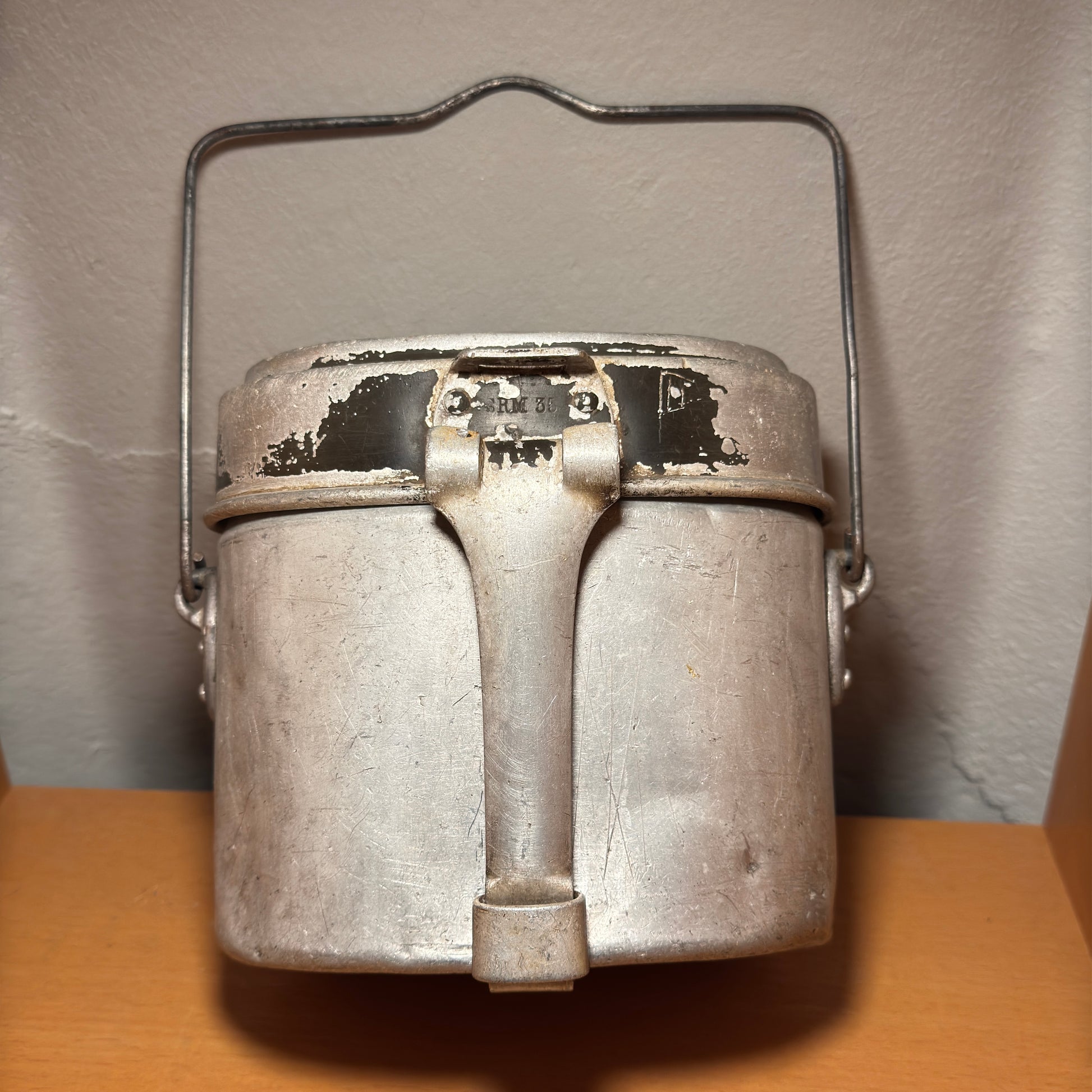 WW2 original artifact – German Wehrmacht Kochgeschirr M31 Aluminium M31 SRM 35 – interior page
