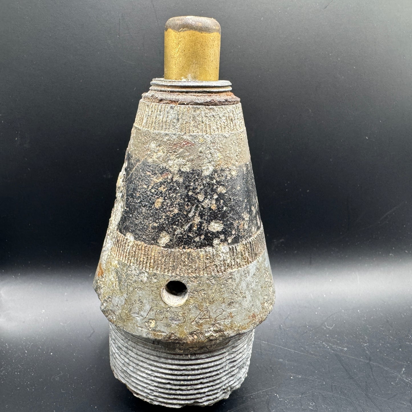 WW2 original artifact – No. 119 Fuze from a 25-pounder artillery shell 1942 – interior detail