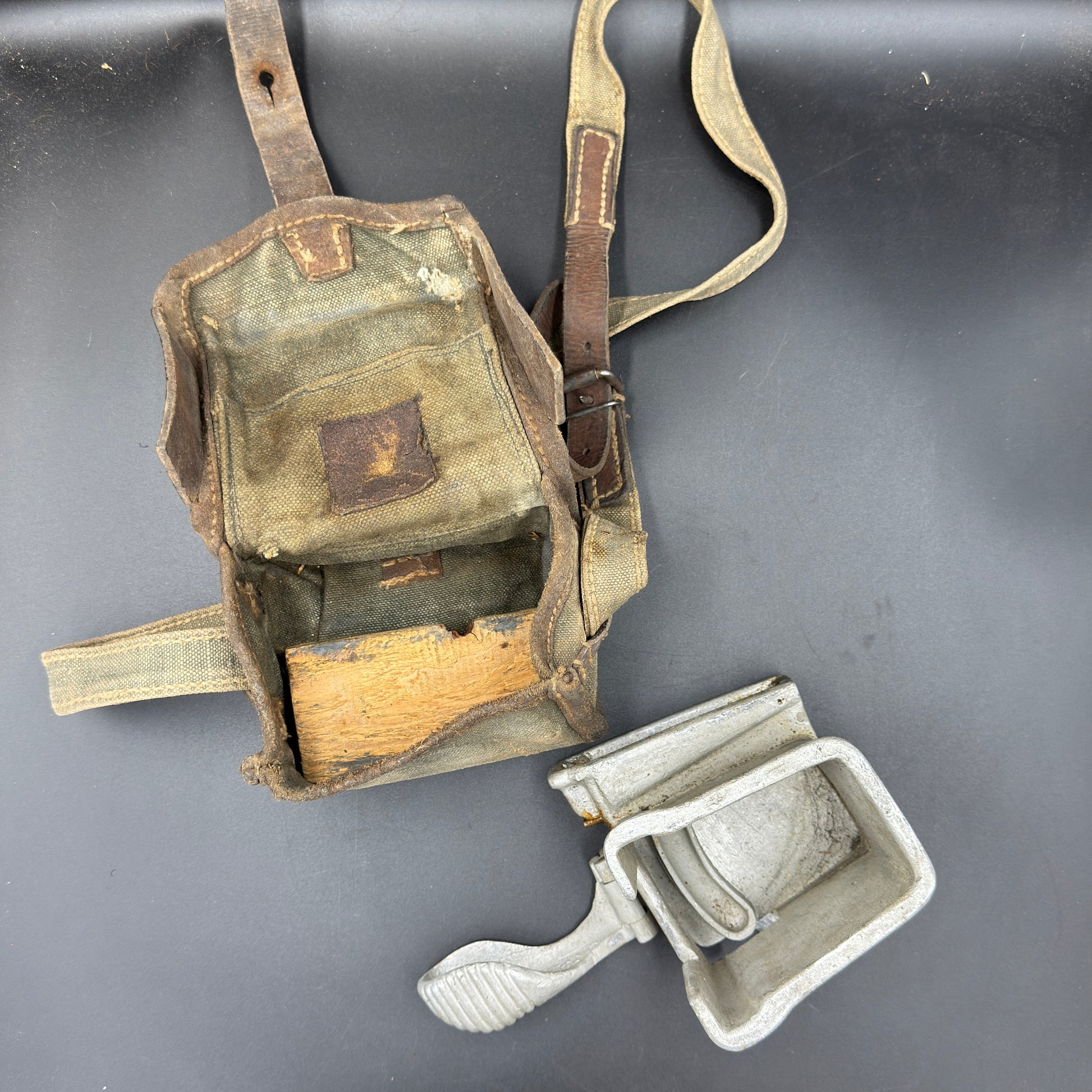 WW2 original artifact – Extreme rare: Japanese feed system for the Nambu LMG – AxisArtifacts