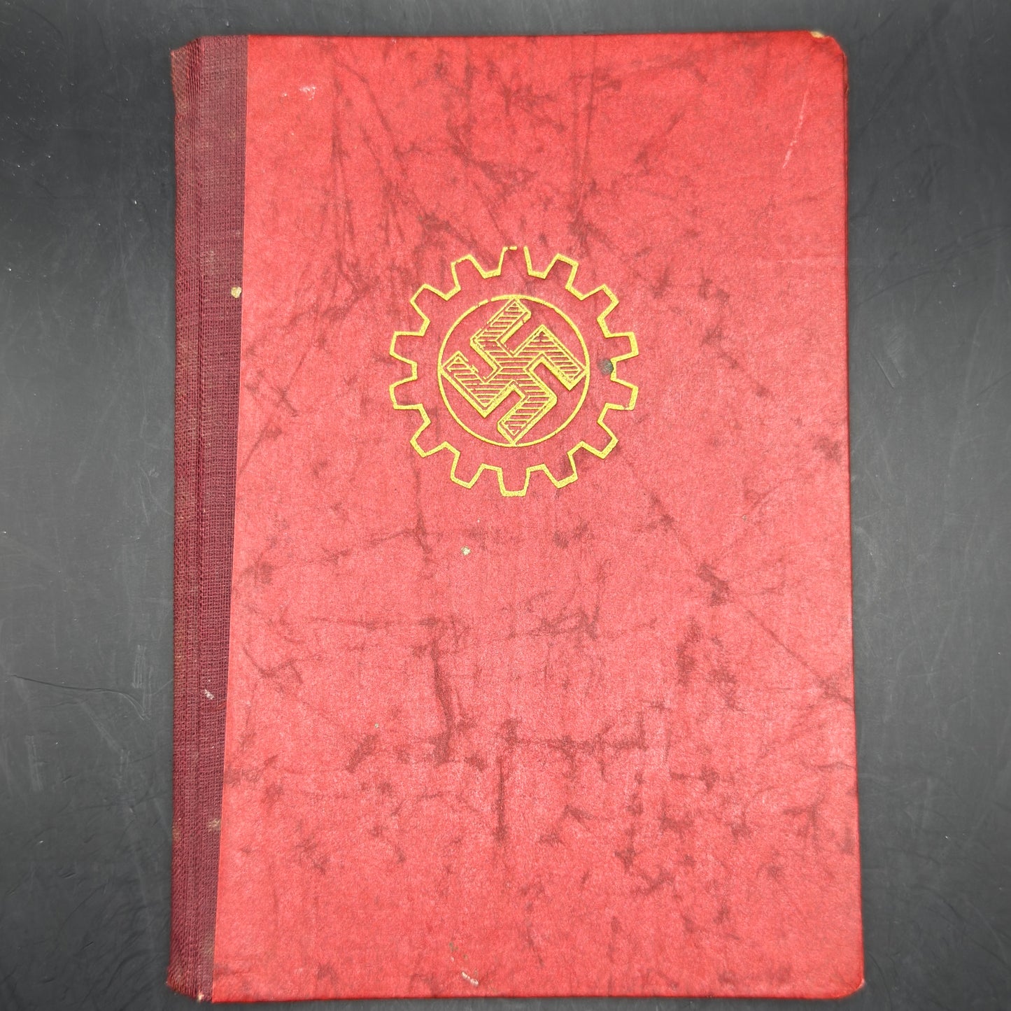WW2 original artifact – Die Deutsche Arbeitsfront Mitgliedbuch Flugmotorenwerke – AxisArtifacts