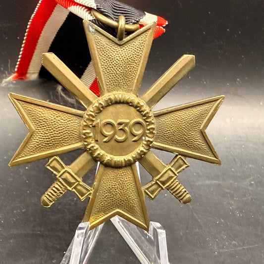 WW2 original artifact – Kriegsverdienst Kreuz with Swords and ribbon – interior detail