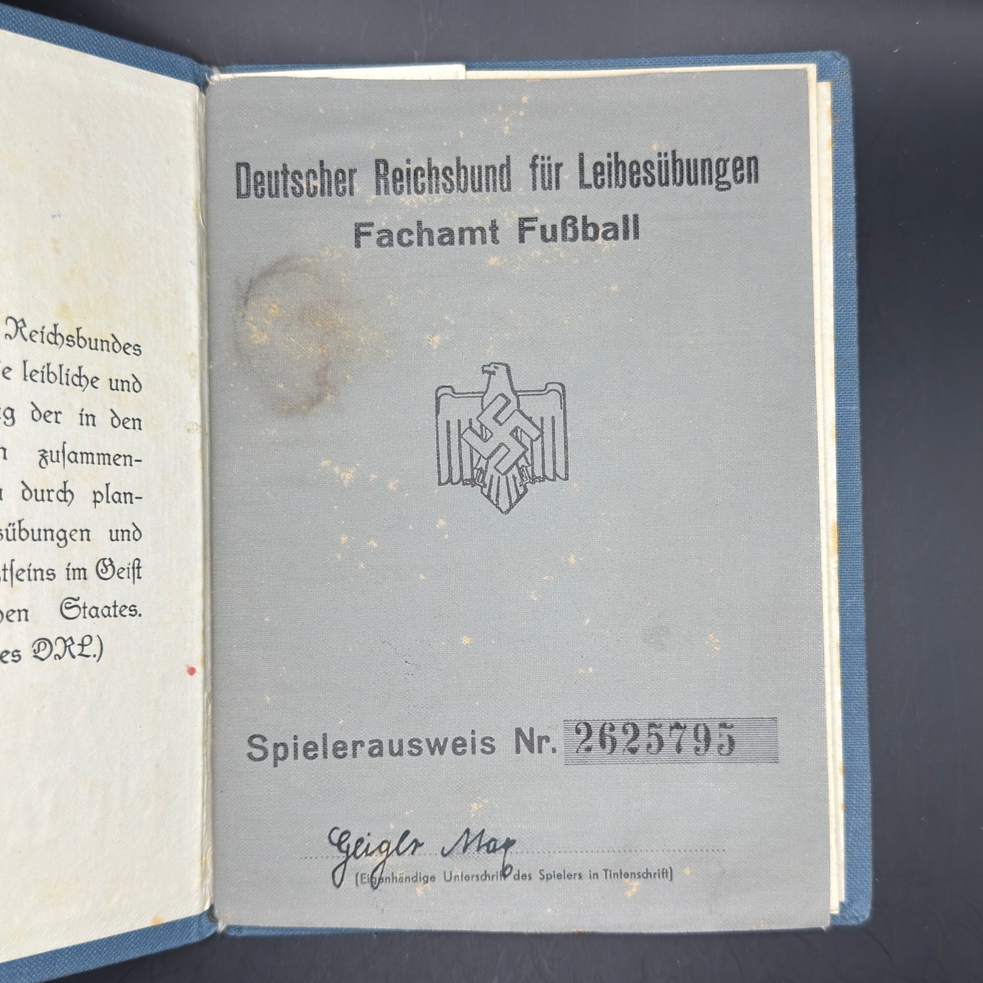 WW2 original artifact – RARE! Kennkarte and Sportpass from 1 person (fallen 1942) – interior page