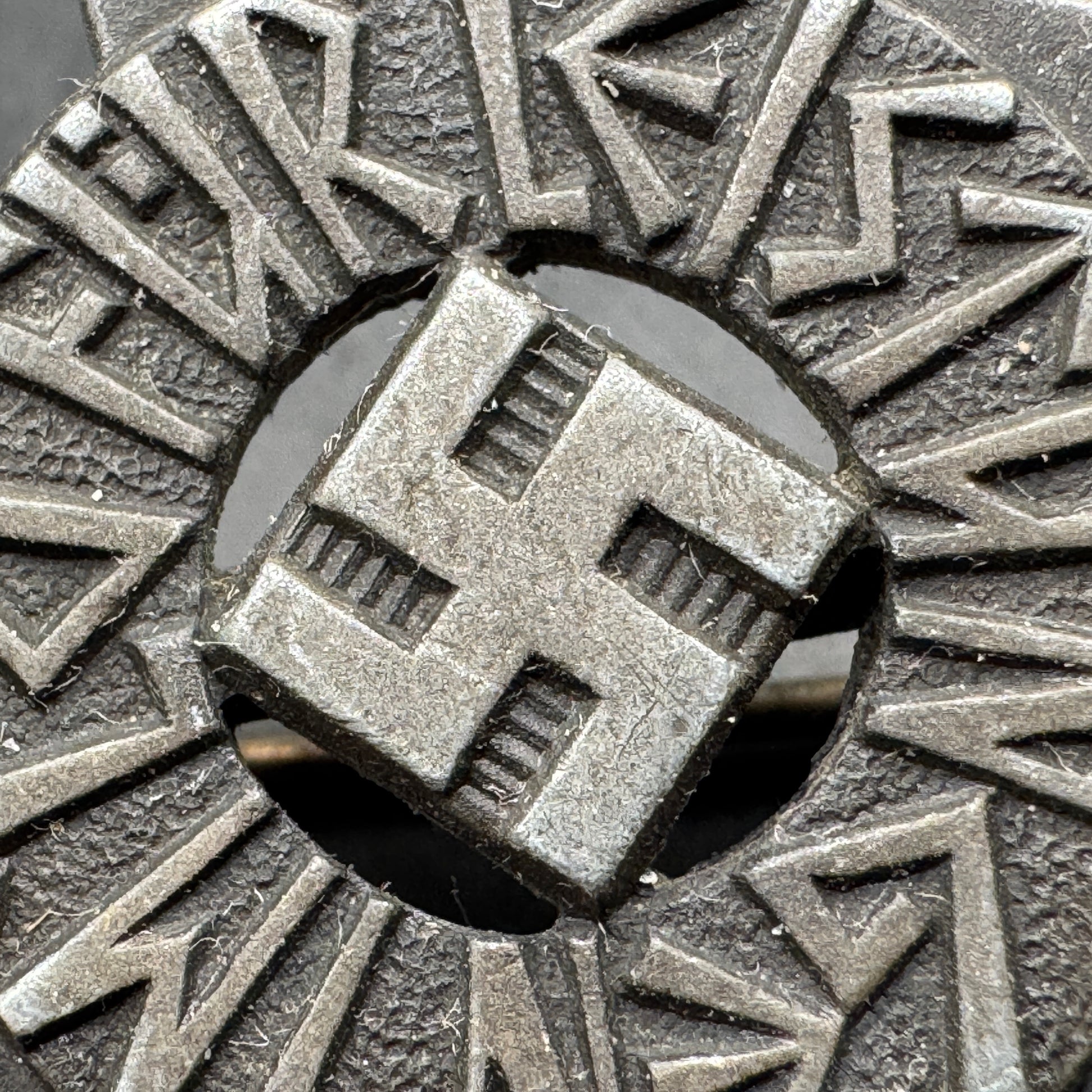 WW2 original artifact – Deutsches Jungvolk (DJ)-Leistungsabzeichen in Silver M1/120 – interior page