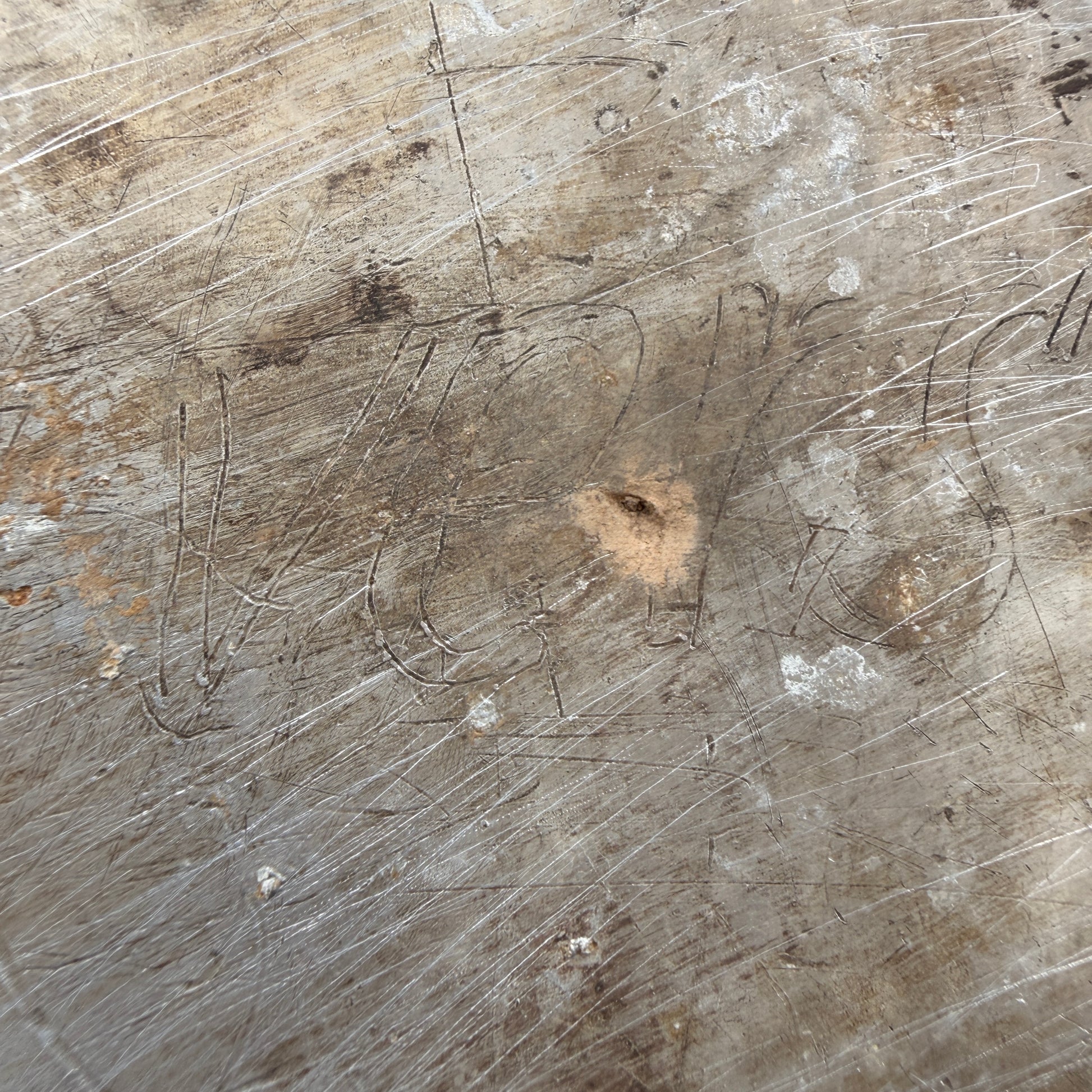 WW2 original artifact – German messkit lid with inscription"Huvers" – interior page