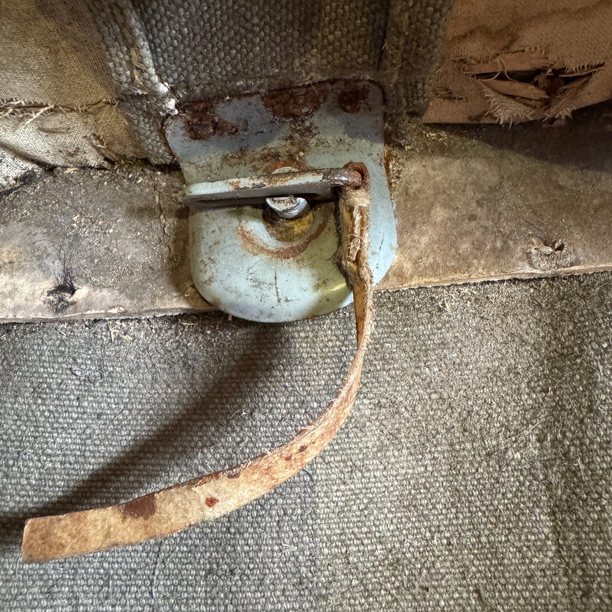 WW2 original artifact – Rare unissued signal troops tornister or Fernsprechtornister marked fuq 1942 – interior detail