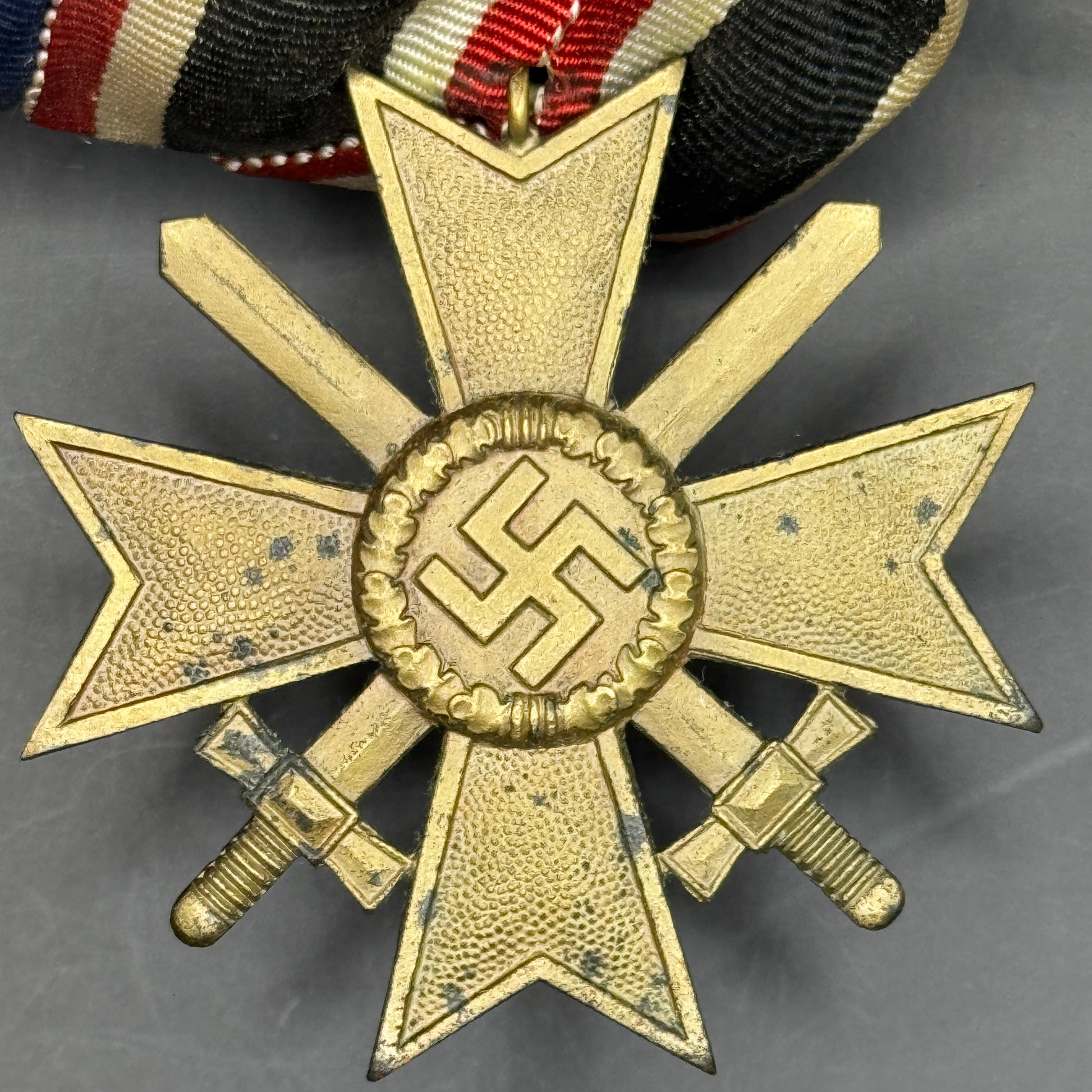 WW2 original artifact – 3-er Spange KVK2, RAD, Westwall with box – interior page