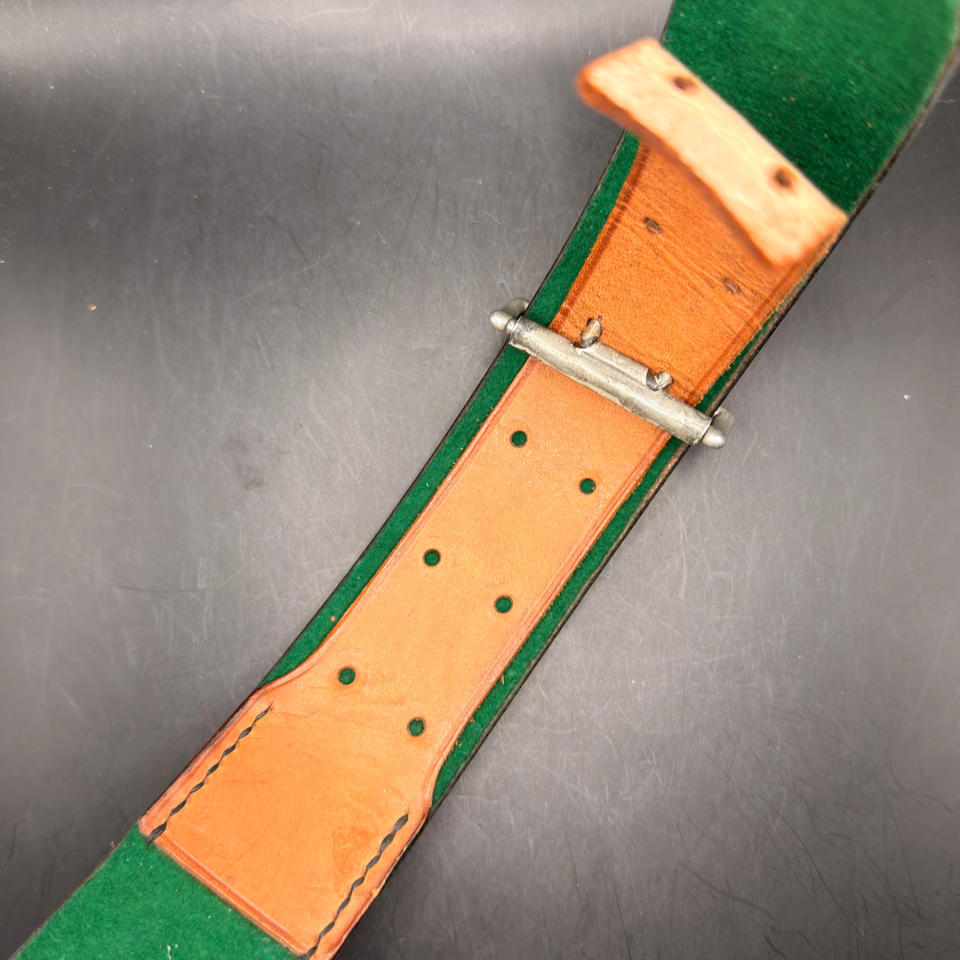 WW2 original artifact – Koppelschloss des Amtsvorstehers der deutschen Forstwirtschaft des 3. Reiches – interior page