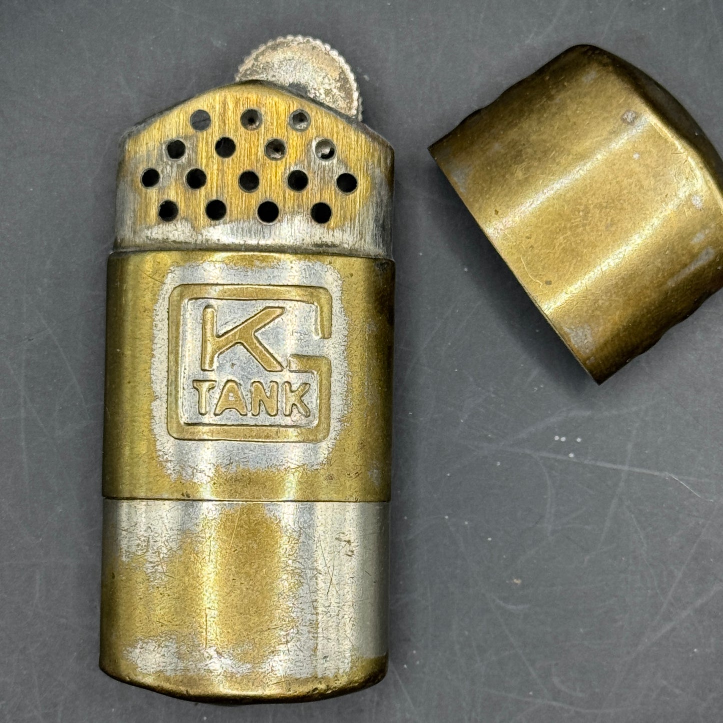 WW2 original artifact – WW2 German KG Tank Lighter – interior title page