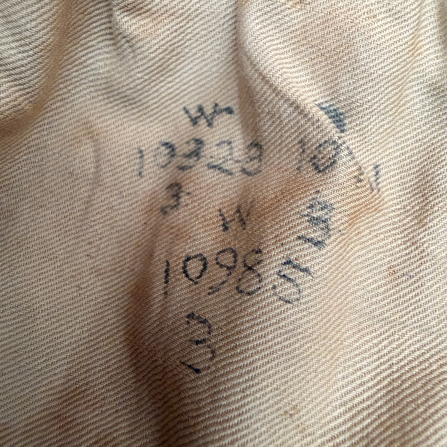 WW2 original artifact – WWI U.S. Army Ordnance Officer Tunic – 1st Lt., 4 Campaign Stars, Overseas – interior page