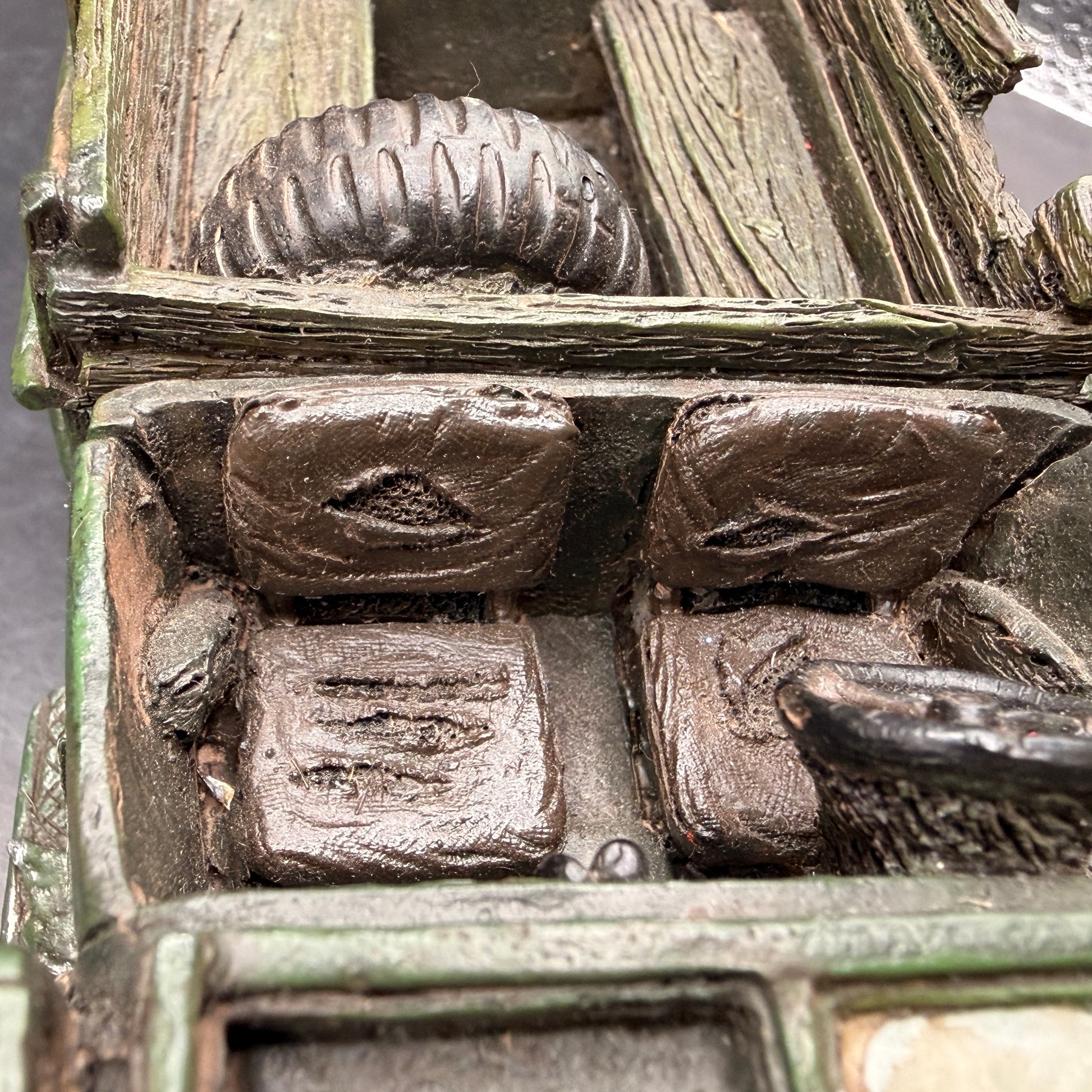 WW2 original artifact – 2x WW2 U.S. Resin Vehicles – by P.I.S.C. – Mint Condition – interior page