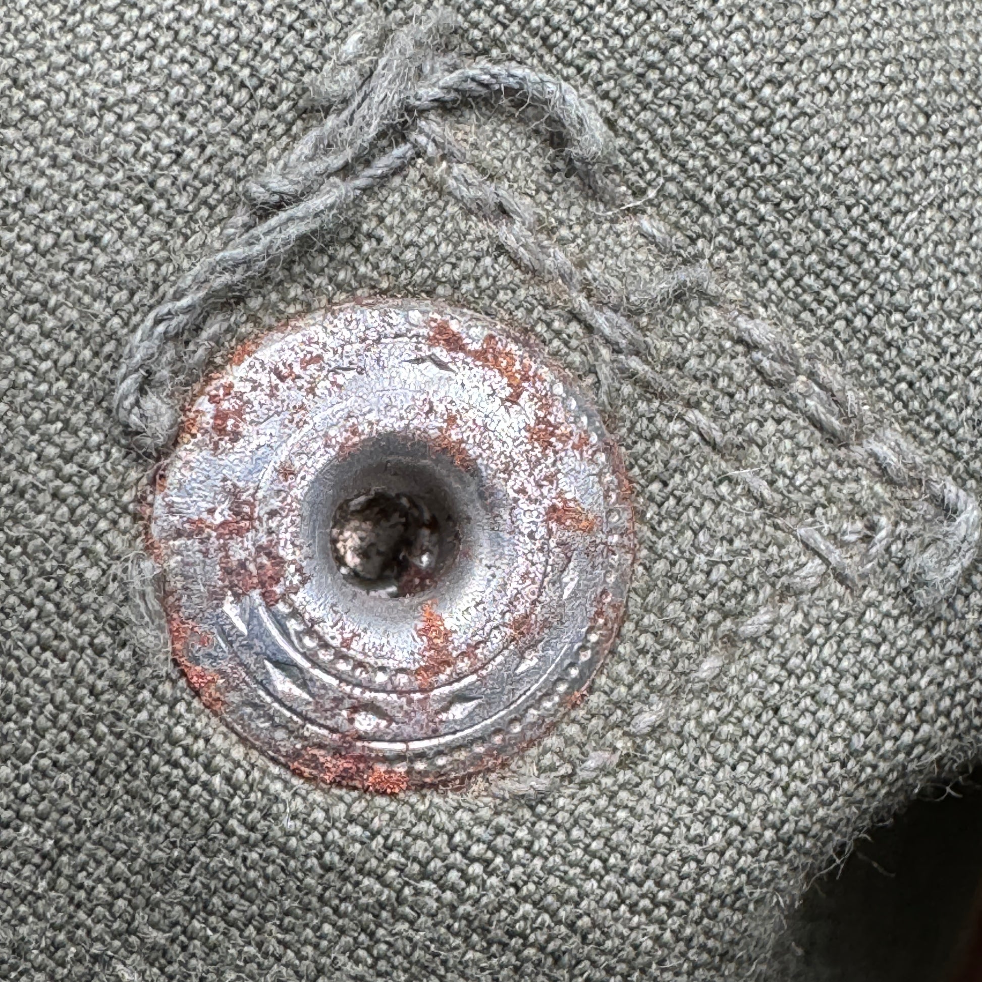 WW2 original artifact – Wehrmacht Kradmelder glove Right – interior page