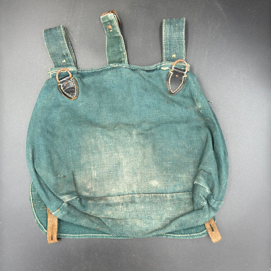 WW2 original artifact – Polizei Brotbeutel – interior detail