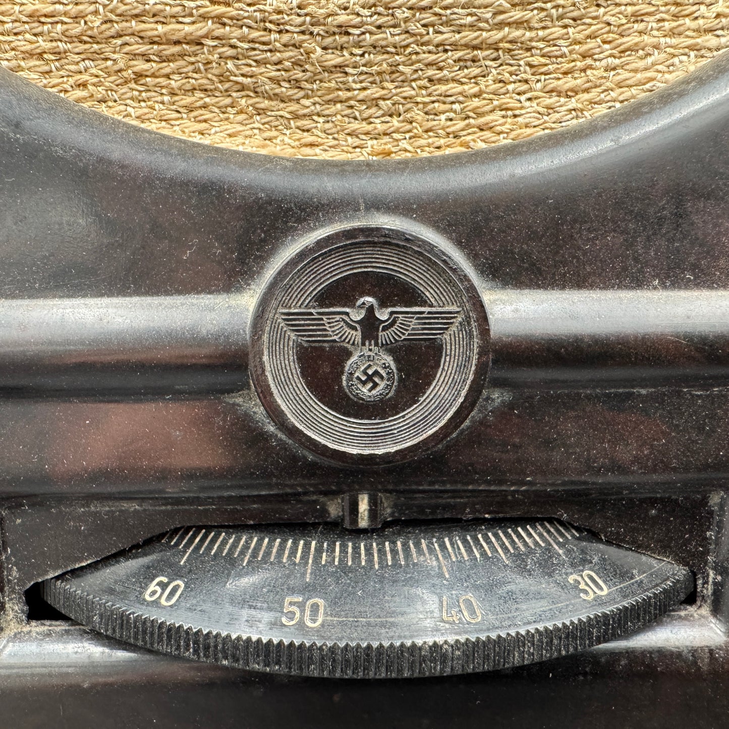 WW2 original artifact – Deutscher Kleinempfänger 1938 – interior detail