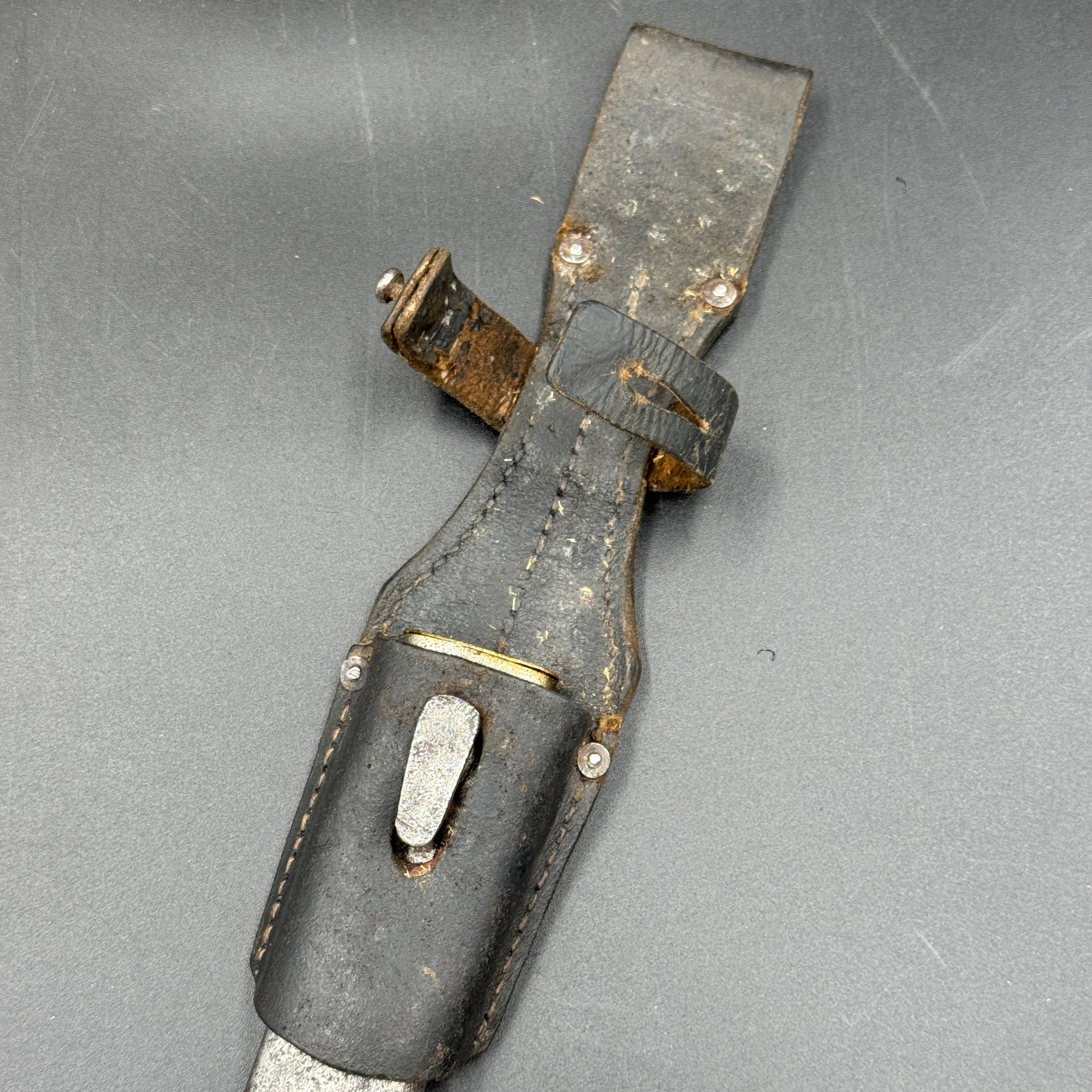 WW2 original artifact – K98 Bayonet with frog – interior page