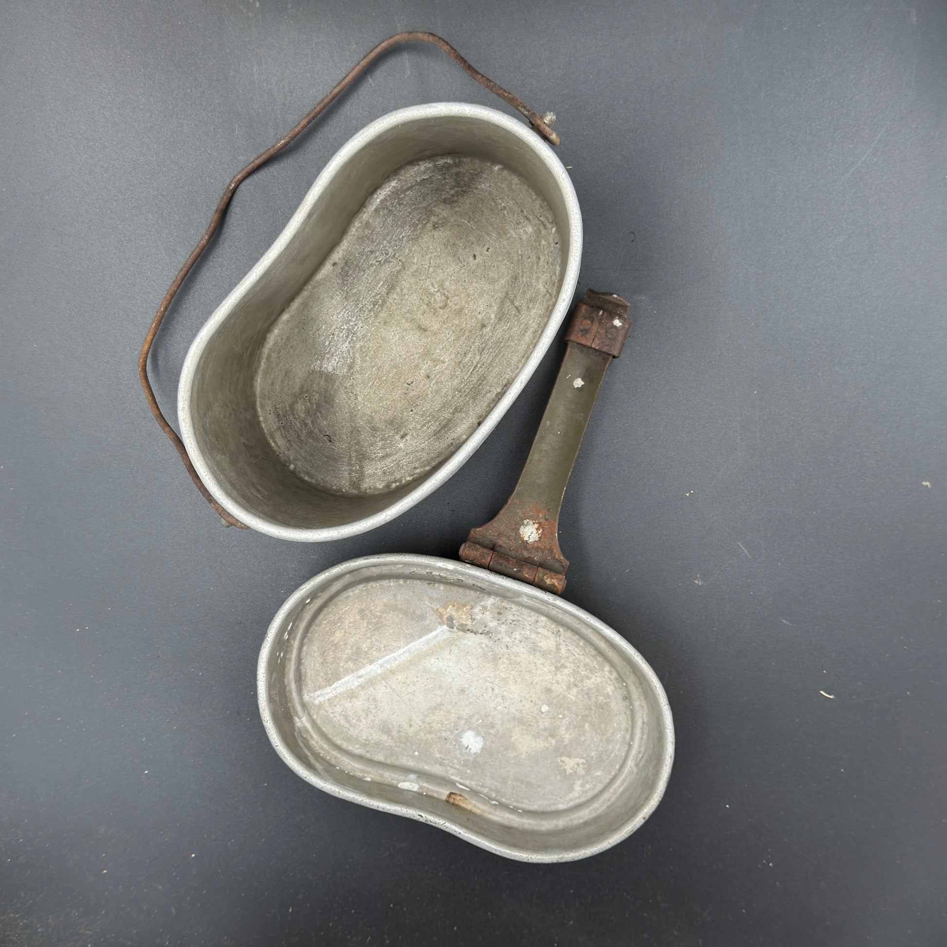 WW2 original artifact – German Mess Kit C&C.W.40 (1940) – interior page