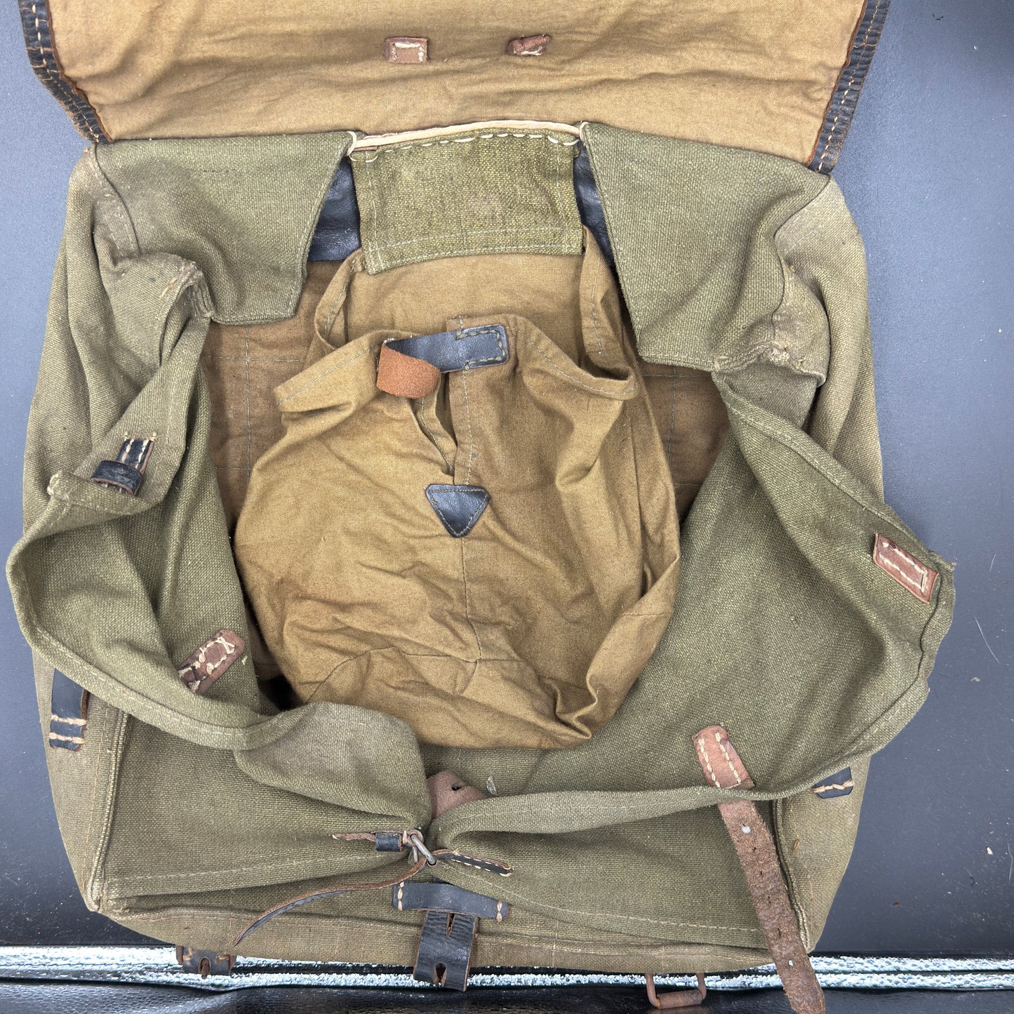 WW2 original artifact – Wehrmacht pony fur backpack Tornister by L.L.G. Hessen 1942 – interior title page