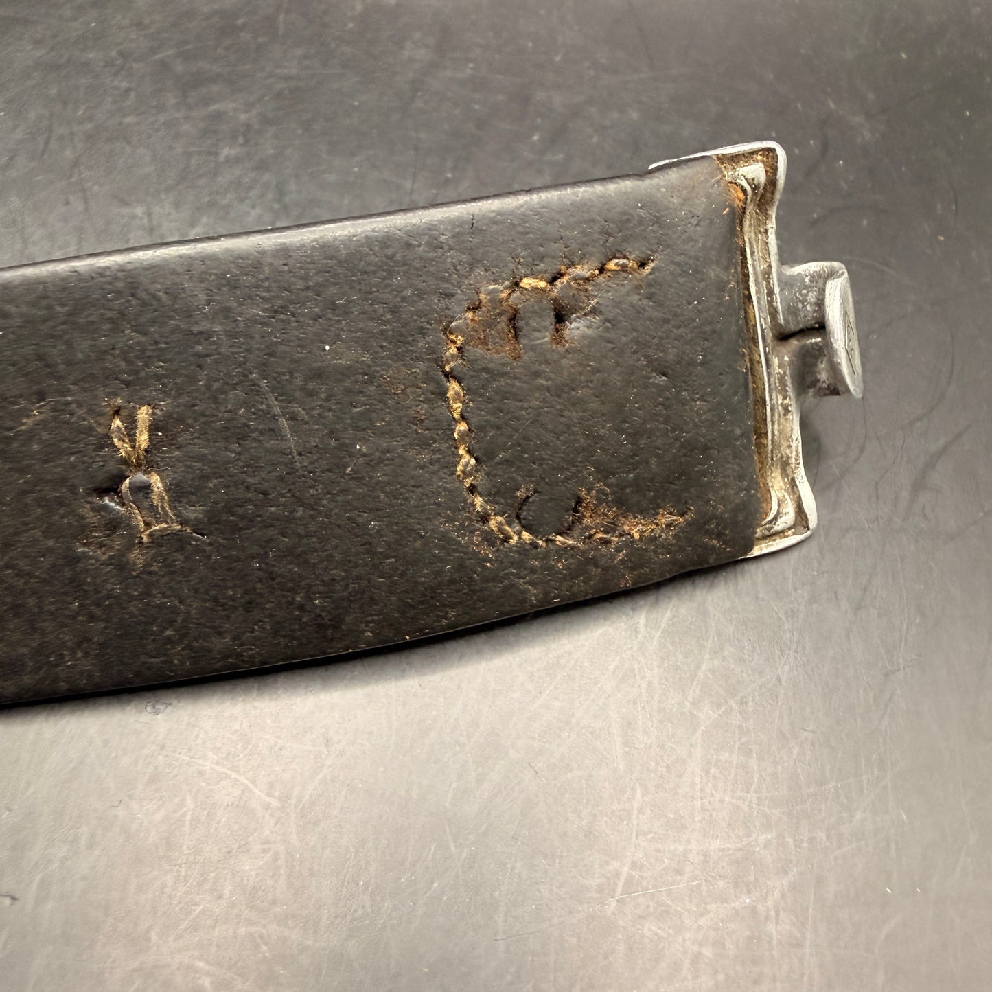 WW2 original artifact – Denazified RAD Belt Buckle (Herman Aurich 1937) with Original 95 cm Leather Belt – interior page