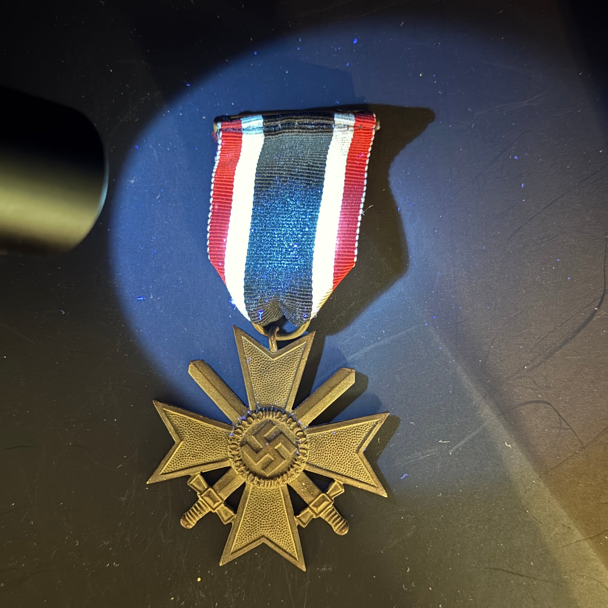 WW2 original artifact – Kriegsverdienst Kreuz mit Schwerten – interior page