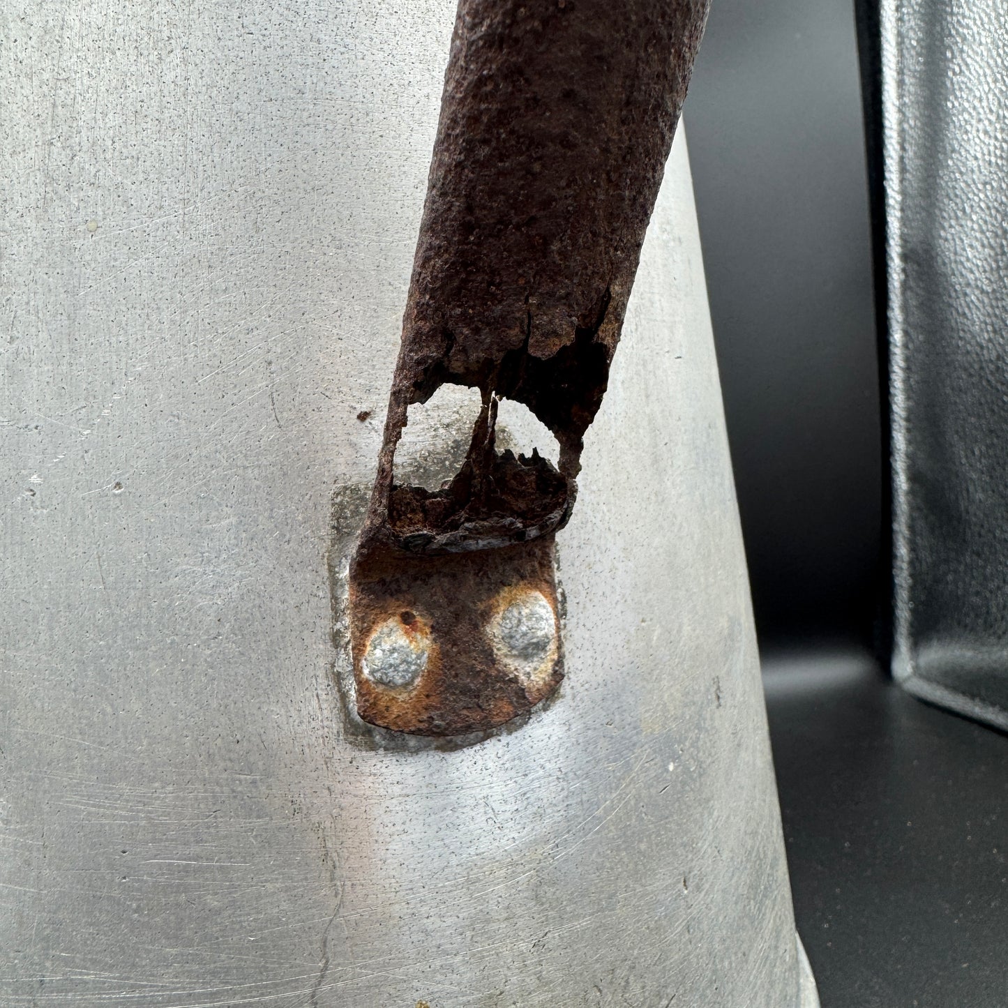 WW2 original artifact – Luftwaffe water can 1941 – interior page