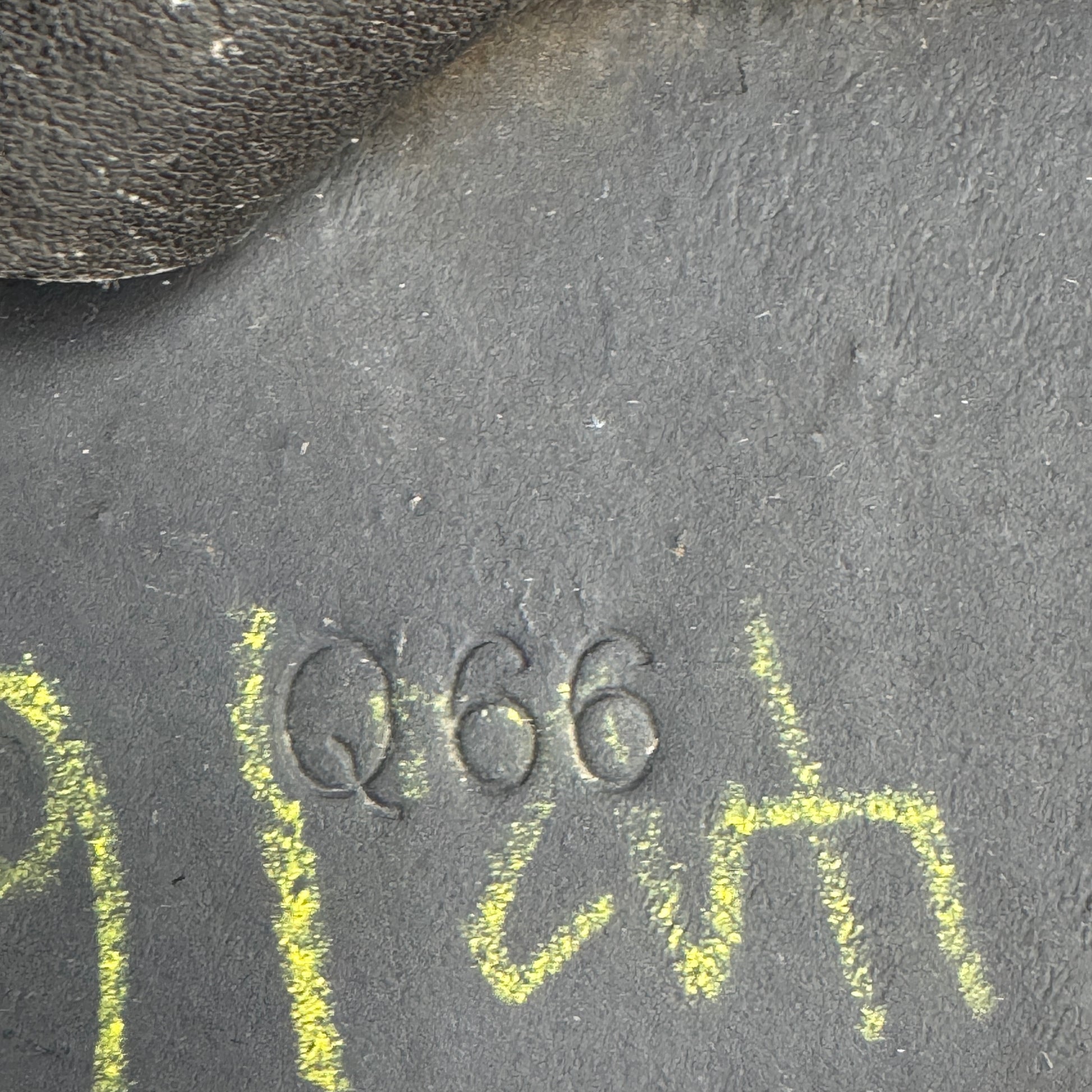 WW2 original artifact – M40 ‘beaded’ Luftschutz steel helmet Q66 – interior page