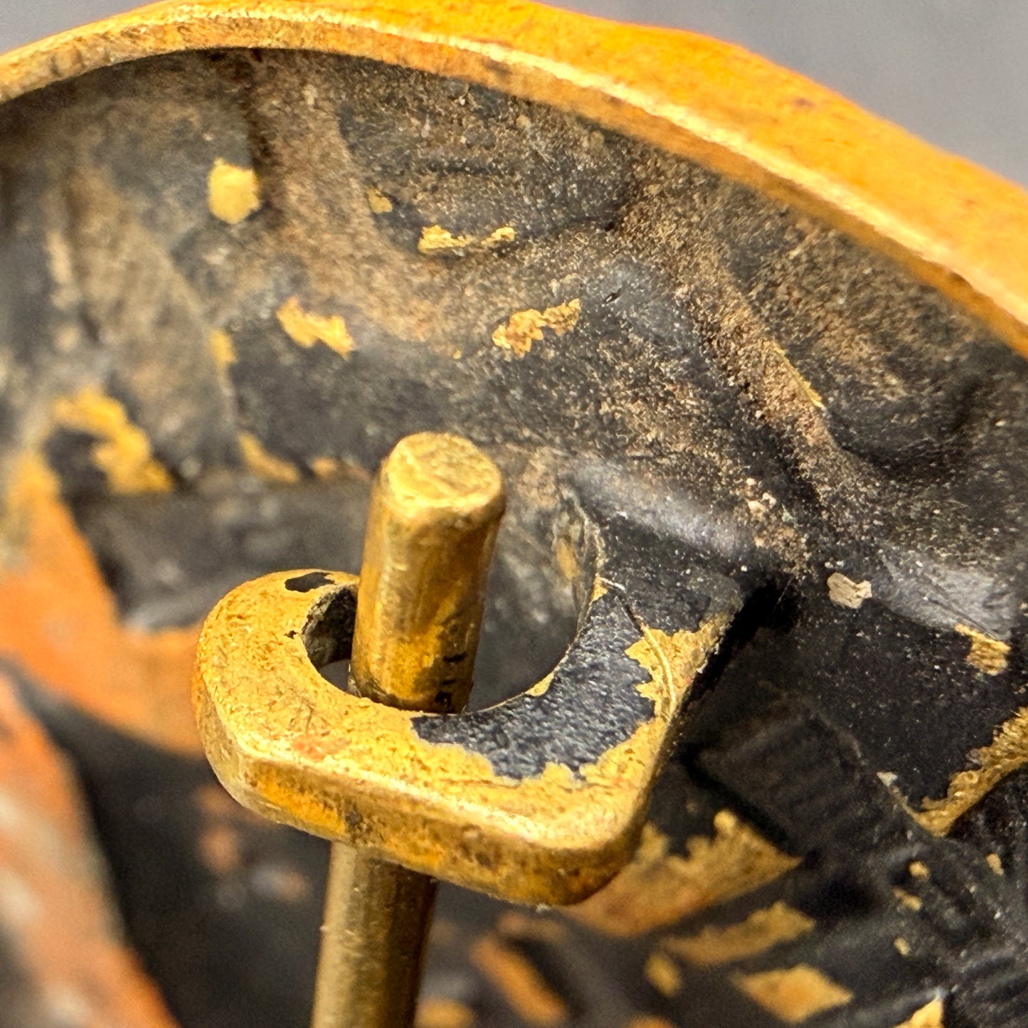 WW2 original artifact – Verwundeten Abzeichen (VWA) Schwarz – interior page