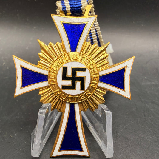 WW2 original artifact – Mutter Kreuz Gold (long ribbon) – AxisArtifacts