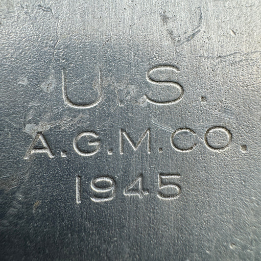 WW2 original artifact – WW2 US canteen 1945 – interior detail