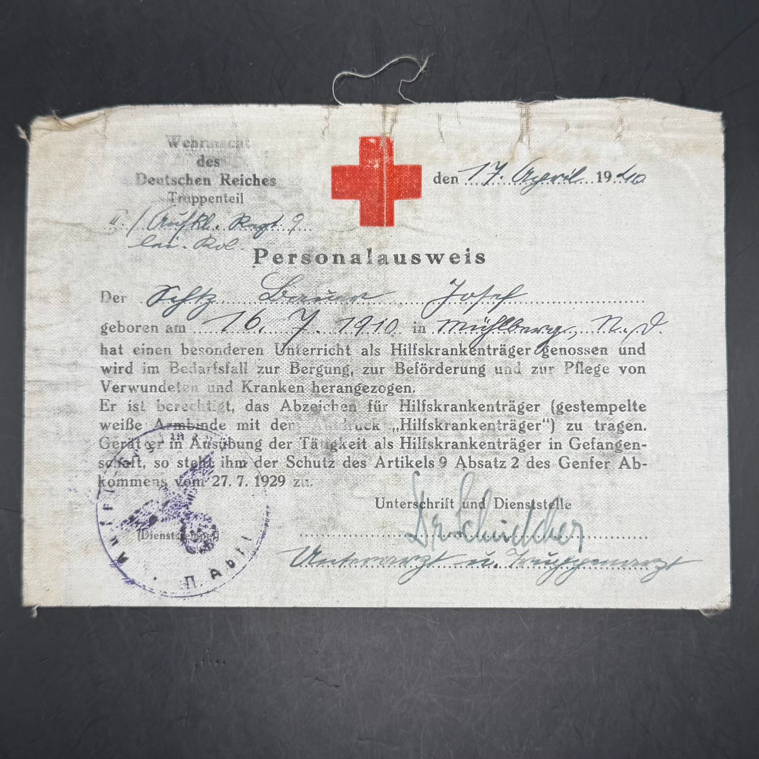 WW2 original artifact – DRK Cloth Personalausweis (17 April 1940) – Issued to II./Aufklärungs-Regiment 9 – AxisArtifacts